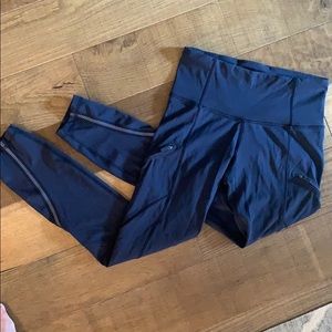 Lululemon compression leggings, 4